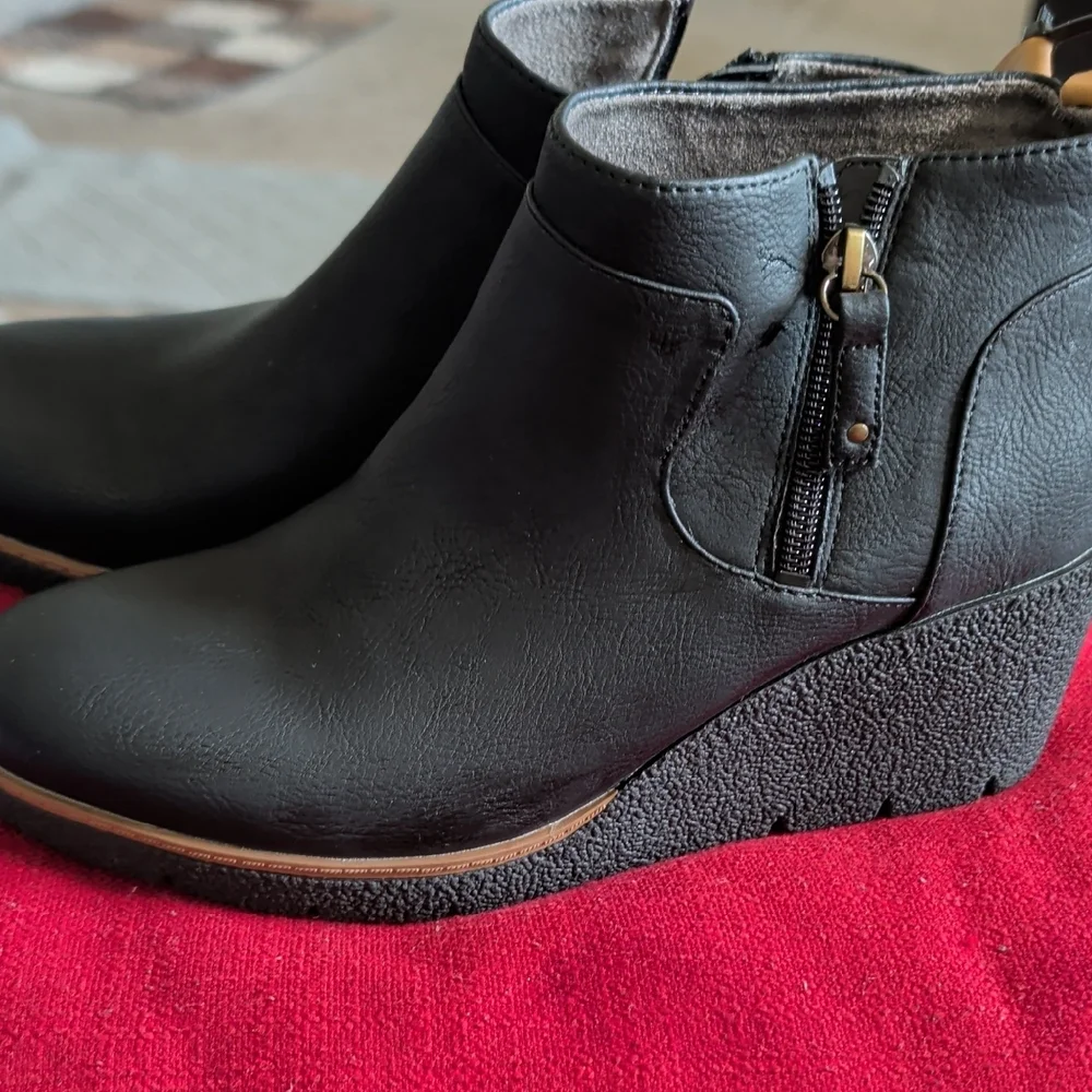 Dr. Scholl's Black Wedge Ankle Boots with Tan Pull Tab